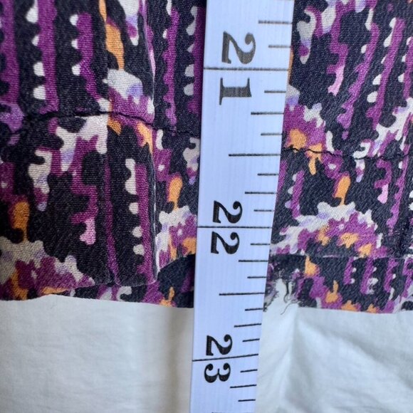 100% Silk Purple Patterned Cropped Pants - Picture 10 of 12